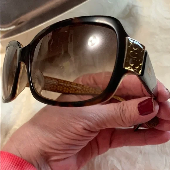 Coach Brown and Tan Glasses Stylish Sunglasses - Picture 3 of 12